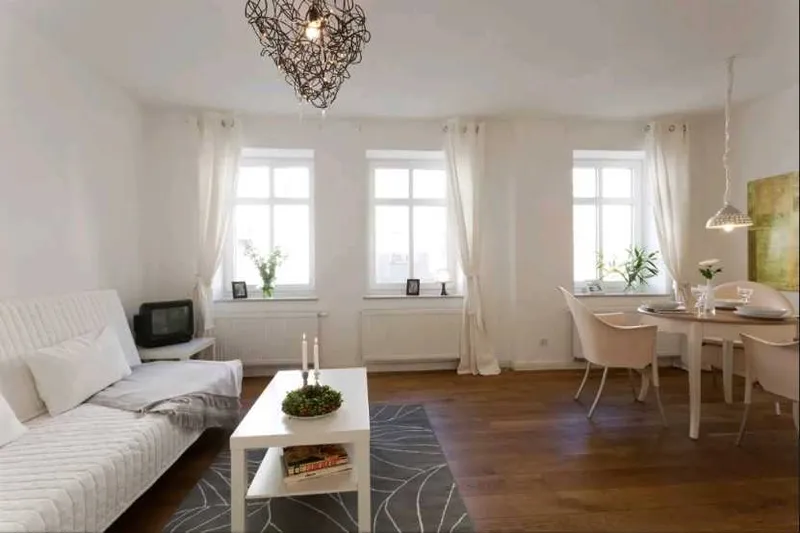 Vollständig möbliert: 2-Zimmer-Wohnung in Berlin-Mitte — photo 1